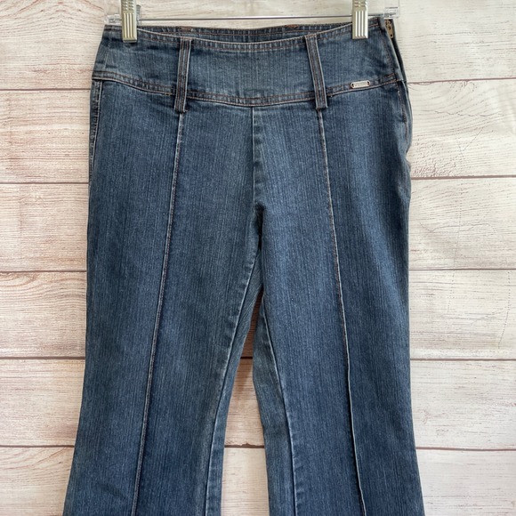 VINTAGE GUESS FLARE JEANS IN BLUE DENIM - Picture 3 of 9